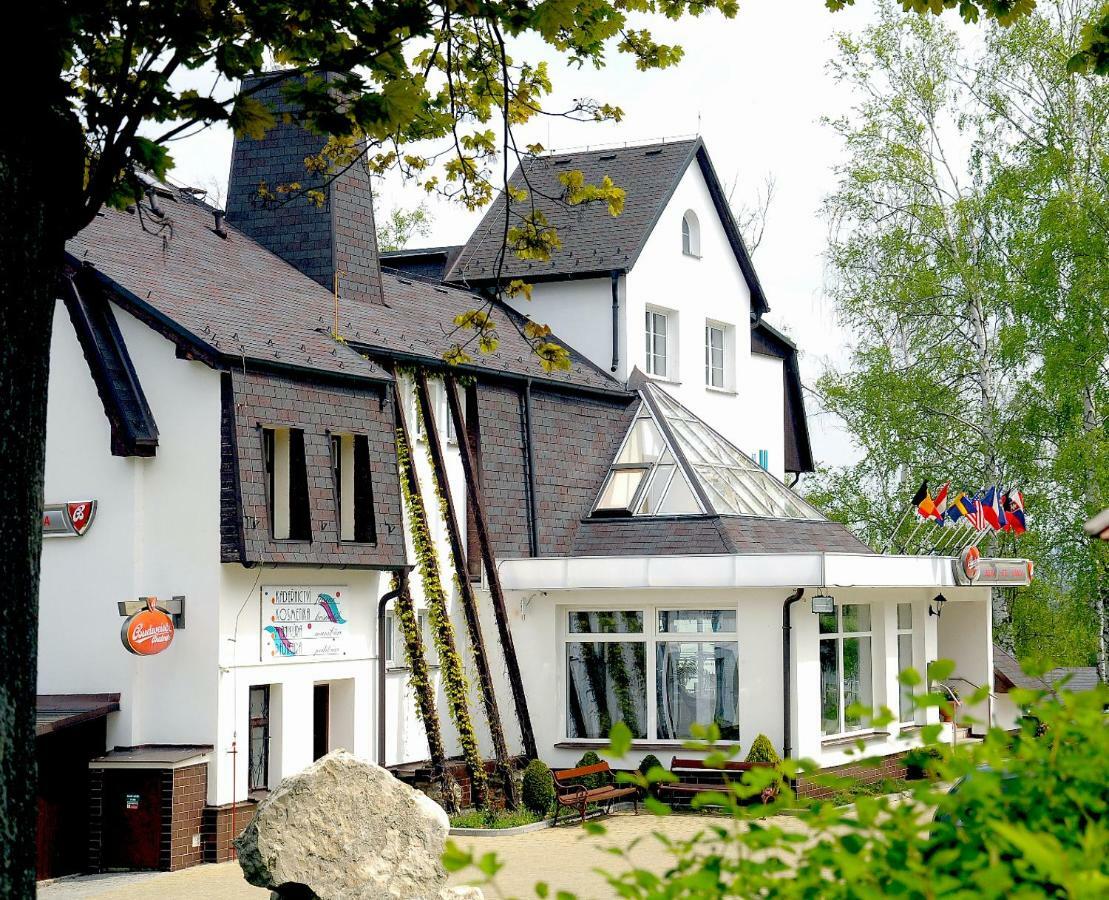 Garni Hotel Pyramida Cheb Eksteriør billede